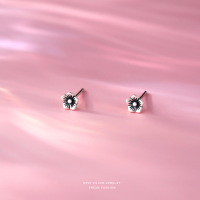 s999足银蔷薇花耳钉女迷你小巧简约气质甜美小清新设计感耳饰批发送女朋友老婆情人节七夕生日礼物