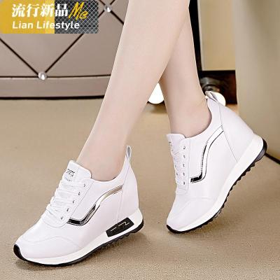 内增高女鞋韩版小白鞋2020春秋新款百搭显瘦坡跟休闲旅游运动鞋女知义(ZHIYI)休闲鞋