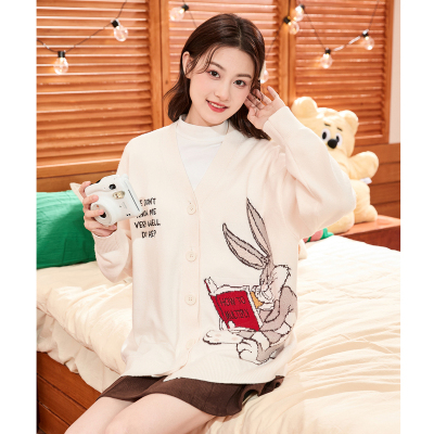 [3件8.5折135.9元,叠加优惠券]兔八哥联名唐狮秋季新款女装毛衣外套女V领慵懒风软糯毛衣xz