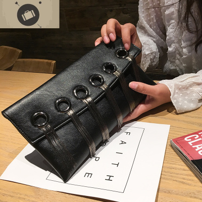 女手拿包韩版2020新款女包包流苏信封包百搭大手包纯色单肩斜挎包艾狄伊娃女手包黑色