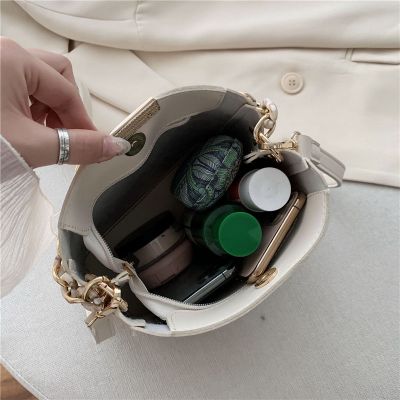 派尼美特包包女2020新款潮夏天小清新斜挎包ins网红水桶包洋气单肩包