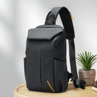 L&M 男士斜挎包潮牌百搭邮差包防泼水胸包斜肩包机车包骑行包斜背包挎包男士大容量运动出行斜挎包机能简约休闲户外