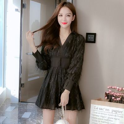 暖青汇春秋蕾丝打底衫女长袖中长款薄款时尚裙摆上衣百搭洋气外穿秋衣潮蕾丝衫