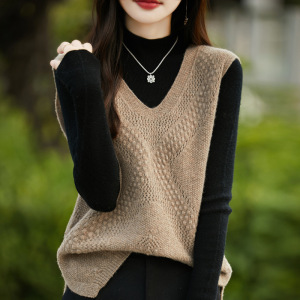 秋季新女式针织马甲套头背心坎肩V领提花宽松安迪绒厂家