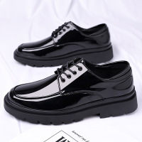 新款漆皮商务正装皮鞋男职业时装男鞋亮皮时尚大码休闲鞋