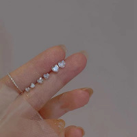 s999足银爱心钻石耳钉小巧精致简约耳环养耳洞耳圈耳饰礼物送女友送女朋友老婆情人节七夕生日礼物