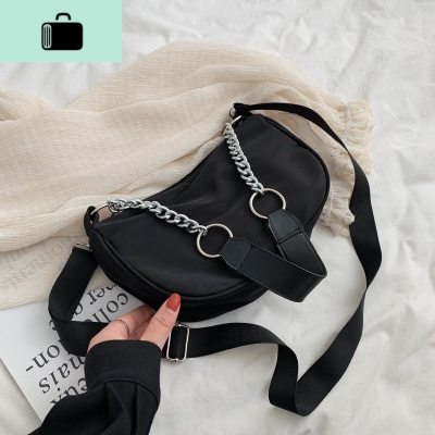 极简冷淡复古风2020初春新款新月百搭黑色链条腋下法棍单肩包包女NEW LAKE女士单肩包