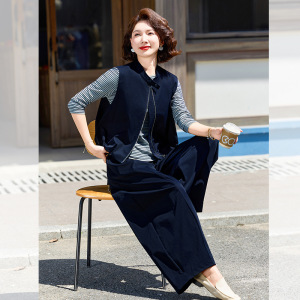 秋装新款妈妈装秋季套装时尚洋气三件套中老年女装气质显瘦条纹女