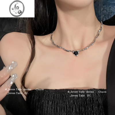 JiMi轻奢高级感甜酷锁骨链冷淡风精致小众项链黑色卫衣毛爱心颈链嘻哈