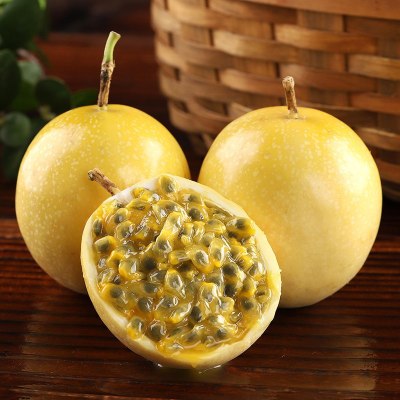 [西沛生鲜]精品黄金百香果 百香果西番莲鸡蛋果 送开果器 净重4.5斤 特大果 单果70-90g 新鲜采摘