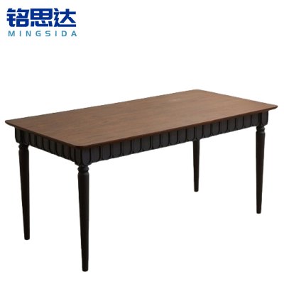 铭思达餐桌1.4m张