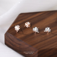 s999足银微镶锆石四叶草耳钉女可爱小众轻奢高级感设计网红风耳饰送女朋友老婆情人节七夕生日礼物