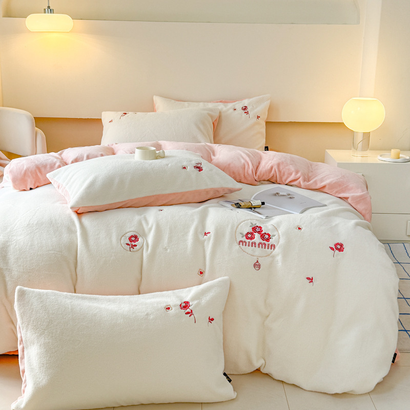 秋冬加厚卡通A类绣花多莉羊绒四件套保暖牛奶绒床单被套1