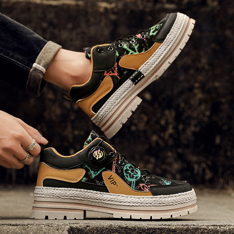 春季中帮男士运动鞋皮鞋拼接厚底复古工装马丁靴时尚百搭潮男鞋