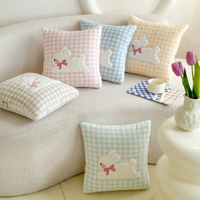 新款软萌兔牛奶绒抱枕被加厚便携抱枕被二合一办公室午休沙靠垫