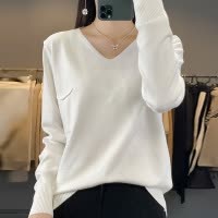 秋冬新款纯色宽松大码内搭长袖上衣套头V领打底针织衫女显瘦毛衣
