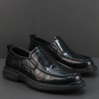 男士皮鞋真皮商务正装休闲鞋春季新款头层牛皮一脚蹬乐福鞋男
