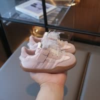 儿童板鞋新款秋季新款舒适德训女童蕾丝花边休闲宝宝运动鞋