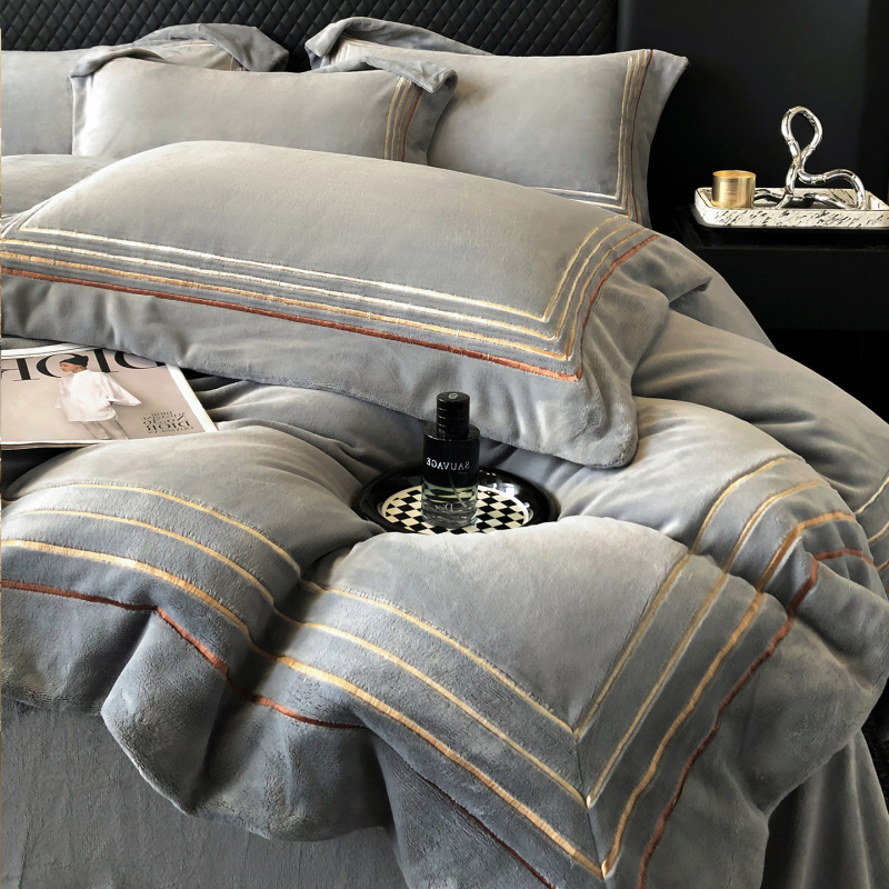 轻奢A类牛奶绒刺绣床上四件套加厚珊瑚毛绒被套床单秋冬床笠床品4