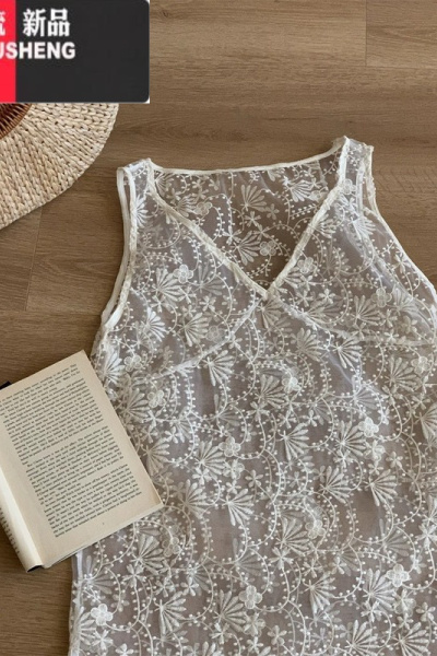 YIBUSHENG韩系中长款蕾丝罩衫连衣裙女季2024新款外穿背心设计感无袖上衣