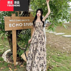 YIBUSHENG法式复古碎花吊带连衣裙女季2024新款收腰显瘦气质海边度假长裙 9.99 均码