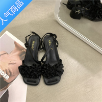 SUNTEK2022年夏季新款方头露趾时尚花朵一字扣带粗跟外穿百搭中跟凉鞋女