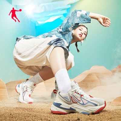 乔丹官方旗舰运动鞋女鞋琉璃2021夏季新款轻便鞋子女休闲鞋复古百搭老爹鞋