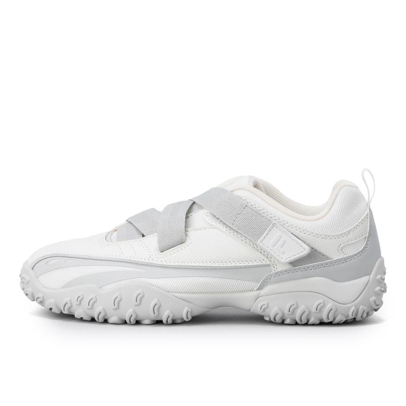 FILA女跑步鞋经典复古户外风格舒适缓震轻便