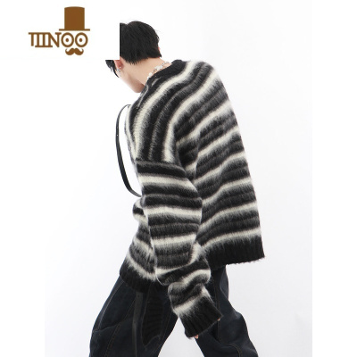 YANXU21s小众设计黑白条纹马海毛圆领毛衣男简约慵懒宽松针织衫