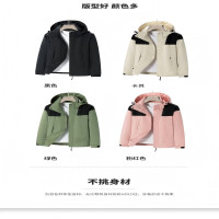 统狮冲锋风衣 A63 件