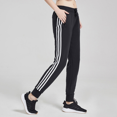 adidas阿迪达斯女裤 2019新款时尚运动裤休闲舒适训练跑步耐磨经典三条纹针织长裤S97113 D