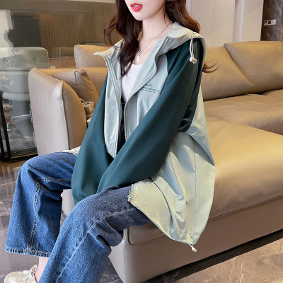 [1折价66.9元,叠加优惠券]春秋外套女新款韩版宽松连帽拼接背后字母上衣休闲运动风