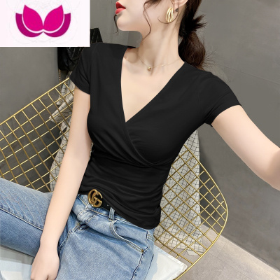 七斓黑色v领上衣女夏季2023年新款正肩短袖t恤紧身设计感小众体恤