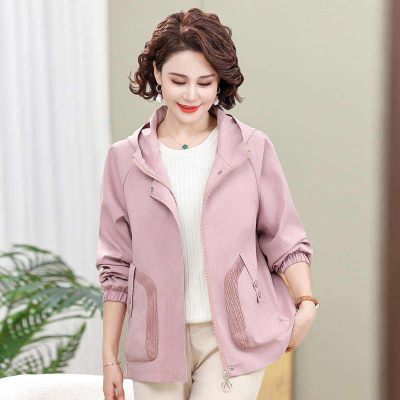 2025年新款连帽妈妈装大码宽松春秋外套女洋气中老年春装衣服开衫