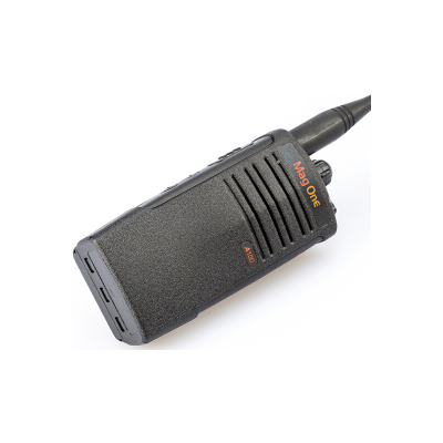 摩托罗拉(MOTOROLA)A10D便携式手持无线对讲机IP55级防水防尘三色LED显示语音激活组呼个呼