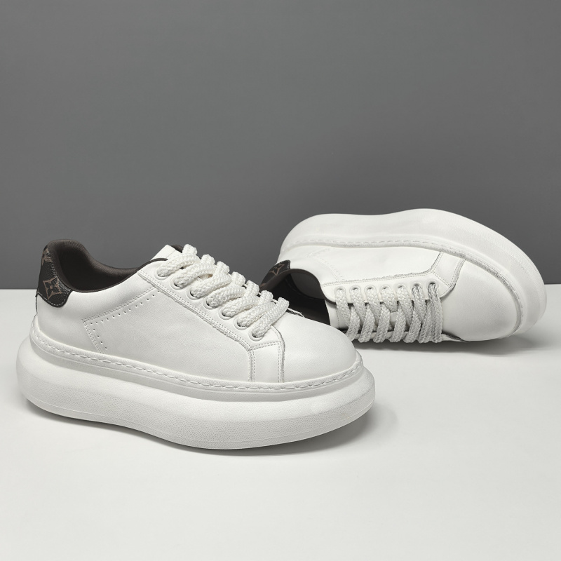 男生头层牛皮白色板鞋男款潮鞋真皮百搭复古擦色脏脏鞋厚底小白鞋