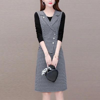 迪鲁奥(DILUAO)假两件西装领小香风中年妈妈长袖冬季新款打底过膝裙子