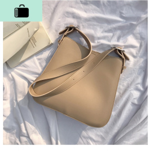 水桶包女宽肩带大容量单肩大挎包网红复古韩版ins2020新款潮NEW LAKE 杏色女斜挎包 杏色现货