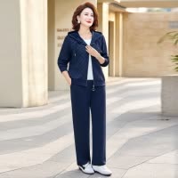 新款妈妈装中老年运动套装女40-60岁连帽开衫跑步服50岁中年女春