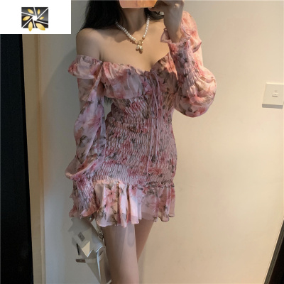 暖青汇方领雪纺碎花鱼尾连衣裙女早秋季温柔风长袖高腰荷叶边包臀短裙子蕾丝衫