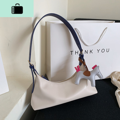 小包包女包2020流行新款潮网红时尚质感单肩包夏天百搭法棍腋下包NEW LAKE女士单肩包