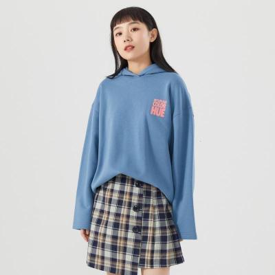 [1件3折价:55.5]美特斯邦威卫衣女休闲时尚休闲简约大字母印花连帽针织女式卫衣