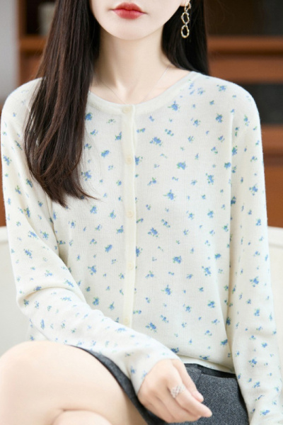 春秋新款时尚通勤复古碎花薄款针织开衫女装显瘦百搭毛衣小外套