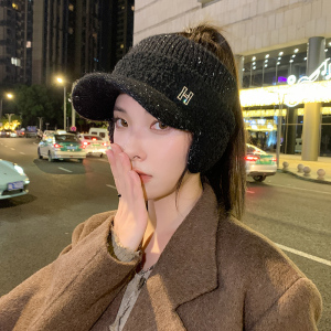 啄木鸟帽子女秋冬毛线帽加厚保暖户外骑车护耳女士空顶棒球帽冬天