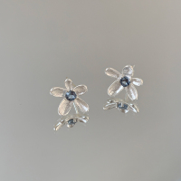 S925纯银蓝色小钻花朵耳钉女款小清新耳环夏日活泼耳饰休闲风送女朋友老婆情人节七夕生日礼物