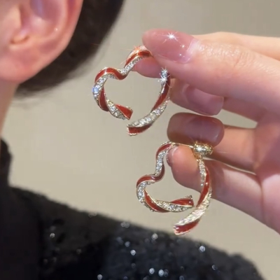 气质设计感撞色精致红色镶钻爱心交叉耳环耳钉女小众简约百搭耳饰送女朋友老婆情人节七夕生日礼物