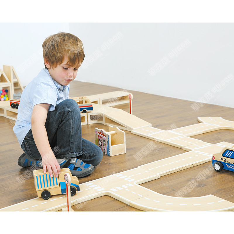 华森葳儿童成套家具 马路组