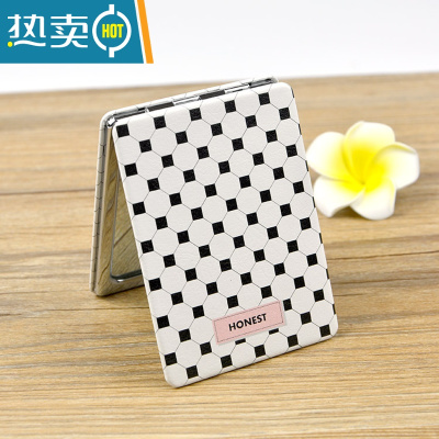 敬平可爱猫咪翻盖便携小镜子随身镜化妆镜迷你方形双面闪黑色折叠镜子便携式用镜 A款方格(两面正常显示)