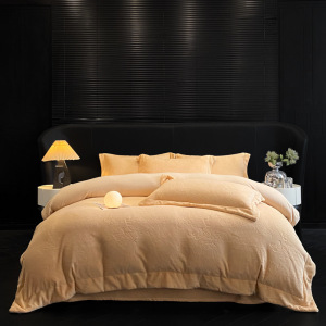 蝴蝶戏花丨240克全消光母婴A类烂花牛奶绒四件套加厚保暖床单被套