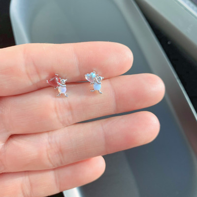 韩国进口小熊抱爱心甜美耳骨钉旋转堵螺丝堵耳蜗钉送女朋友老婆情人节七夕生日礼物